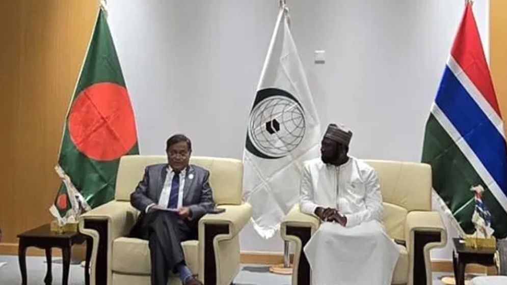 গাম্বিয়ায় তিন পররাষ্ট্রমন্ত্রীর সঙ্গে হাছান মাহমুদের বৈঠক