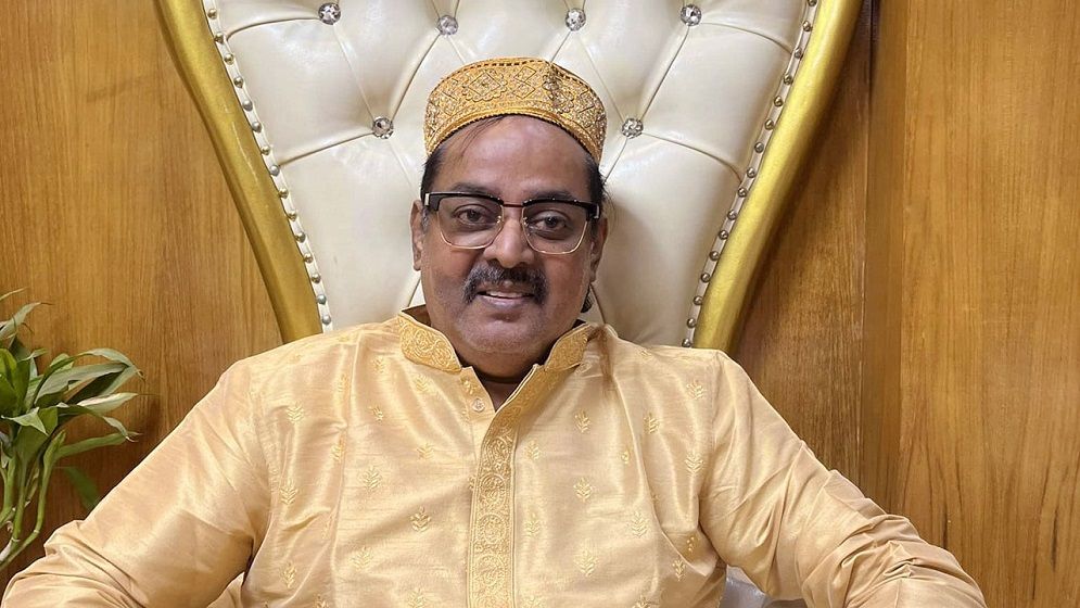 পদ ফেরত পেয়েই মুখ খুললেন ডিপজল