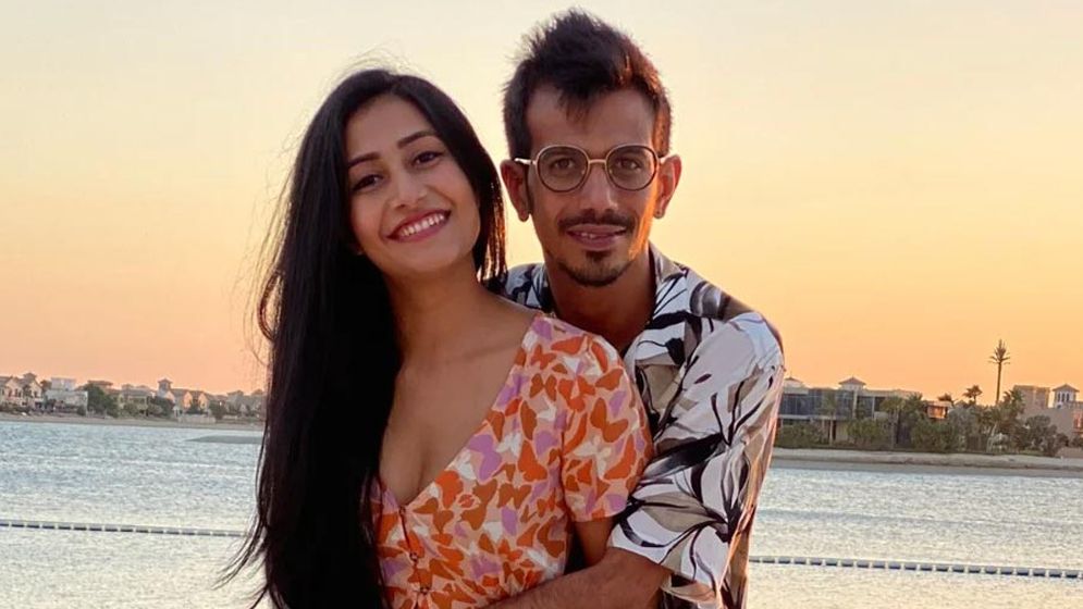 সম্পর্ক নিয়ে কটাক্ষের শিকার হয়েছিলেন চাহালের স্ত্রী