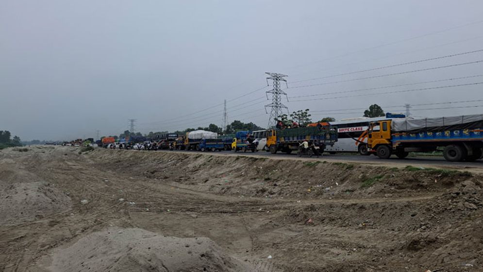 ঢাকা-টাঙ্গাইল-বঙ্গবন্ধু সেতু মহাসড়কে তীব্র যানজট