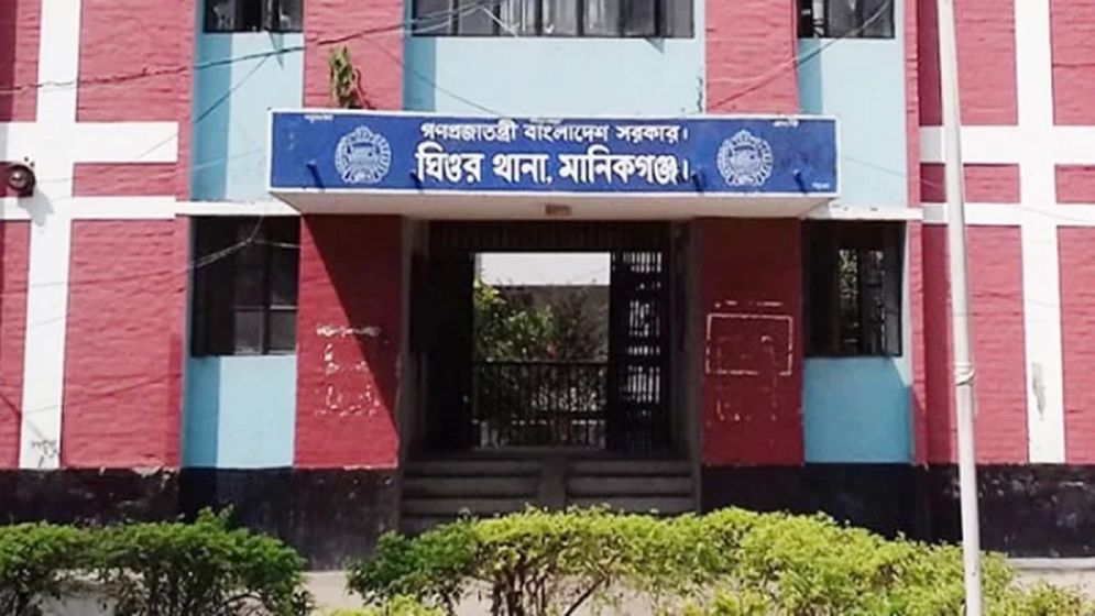 ঘিওরে জমি সংক্রান্ত বিরোধের জেরে রক্তক্ষয়ী সংঘর্ষ, আহত ১১