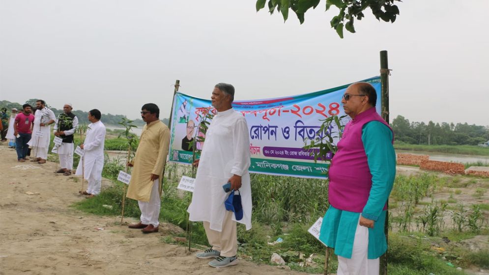 বৃক্ষ পরিবেশের অকৃত্রিম বন্ধু: কৃষিবিদ সমীর চন্দ