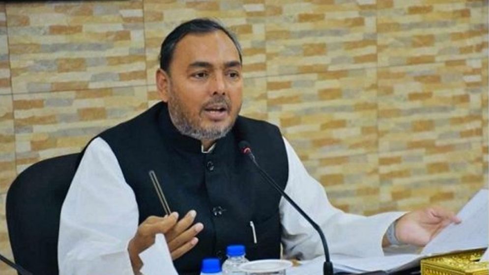 মধ্যবিত্তের জন্য টিসিবির স্থায়ী দোকান হচ্ছে