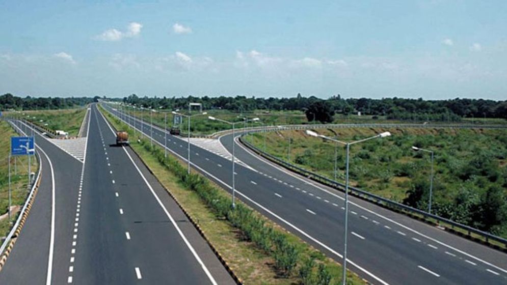 বরাদ্দ কমেছে যোগাযোগ খাতে