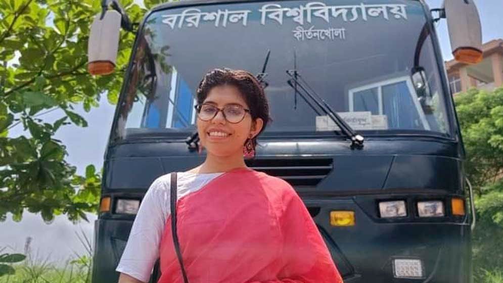 প্রেমিকের সঙ্গে মনোমালিন্য, বরিশাল বিশ্ববিদ্যালয় ছাত্রীর কাণ্ড