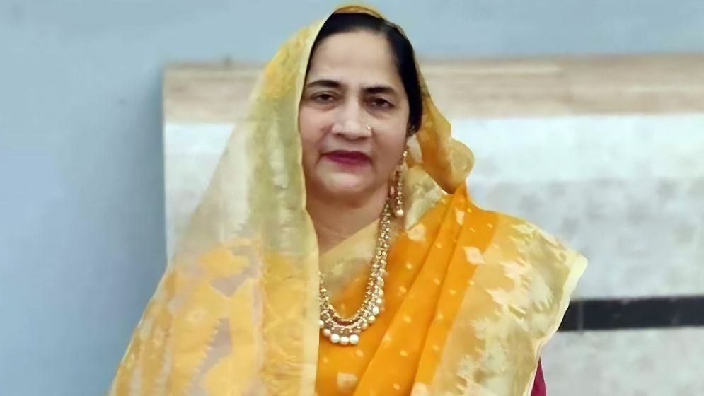 ঋণ পরিশোধ না করায় আওয়ামী লীগ নেত্রী গ্রেপ্তার