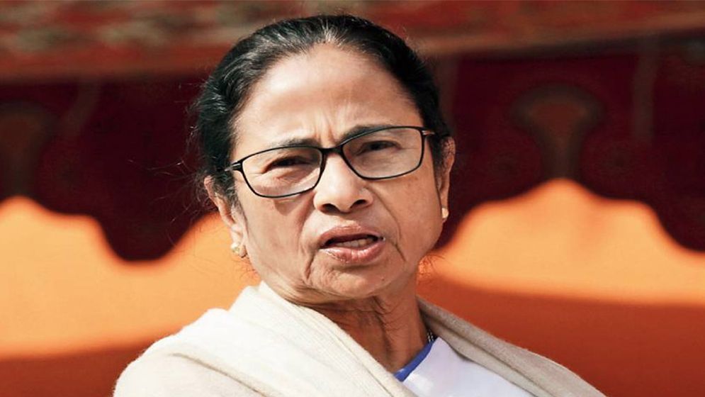 মোদির বৈঠক ছেড়ে বেরিয়ে গেলেন ক্ষুব্ধ মমতা