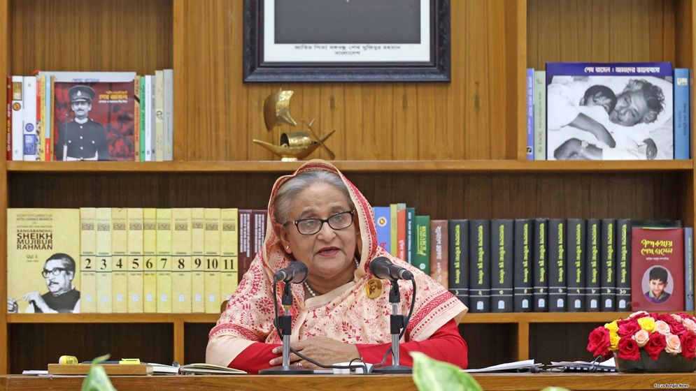 মুক্তিযোদ্ধার নাতি-নাতনিরা কোটা পাবে না, তাহলে কি রাজাকারের পাবে?