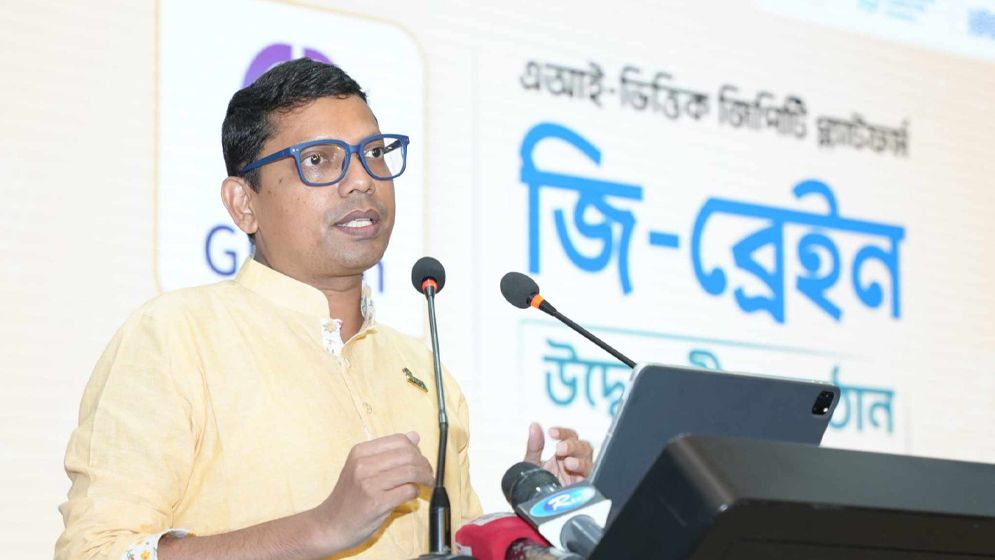 নিজস্ব প্রযুক্তি ব্যবহার করে চতুর্থ শিল্প বিপ্লবের চ্যালেঞ্জকে জয় করতে চাই