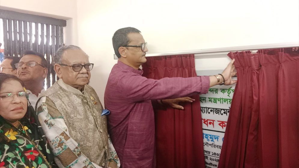 ভোমরা বন্দর আগামী দিনের প্রাণকেন্দ্র হয়ে যাবে: নৌপরিবহন প্রতিমন্ত্রী