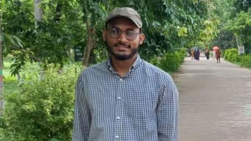 নিহত শিক্ষার্থীর শরীরে ছররা গুলির অসংখ্য চিহ্ন: বেরোবি শিক্ষক