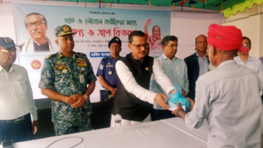প্রধানমন্ত্রীর নেতৃত্বে দেশকে উন্নয়নের সড়কে আবার নিয়ে যাব