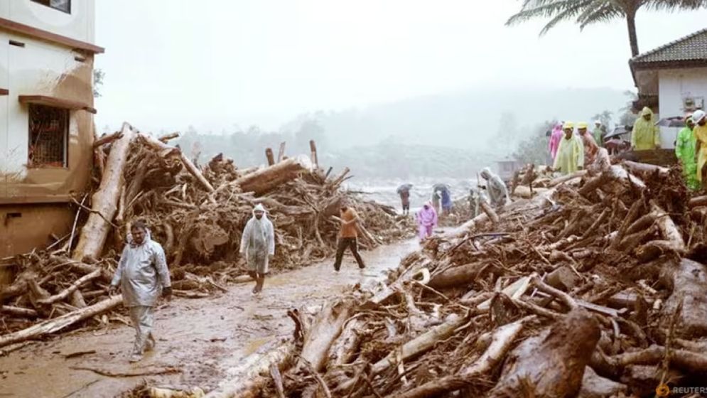 নিহত পৌঁছেছে ১৭৬ জনে, নিখোঁজ ২০০