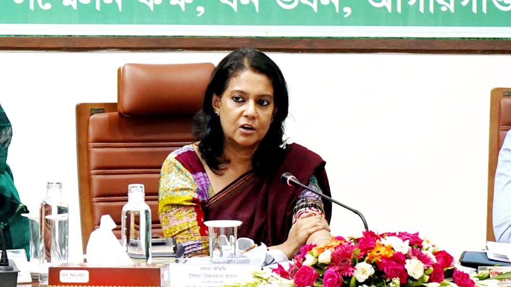 অবৈধভাবে পোষা পাখির দোকান পরিচালনাকারীদের বিরুদ্ধে ব্যবস্থা