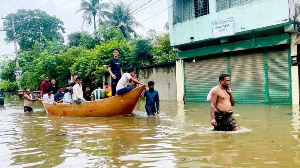 বন্যার্তদের সহায়তায় একদিনের বেতন দেবে মন্ত্রিপরিষদ বিভাগ