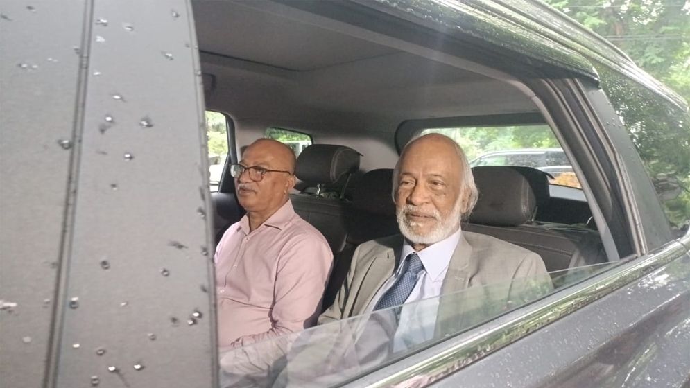 প্রধান উপদেষ্টার সঙ্গে বৈঠকে বিএনপির নেতারা যমুনায়