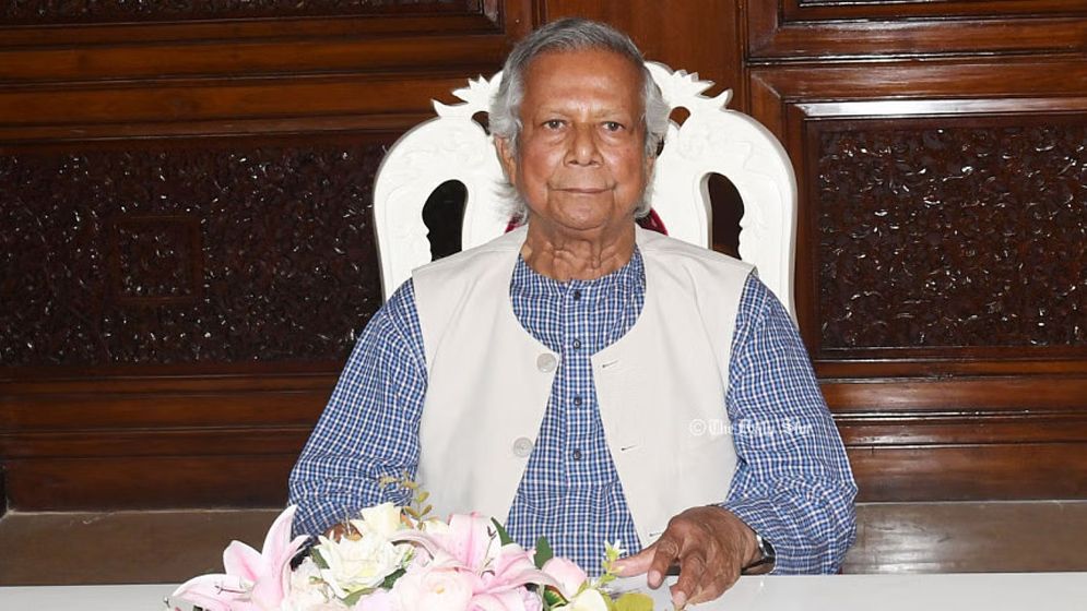 বন্যাদুর্গতদের কষ্ট লাঘবে সবাইকে কাজ করার আহ্বান প্রধান উপদেষ্টার