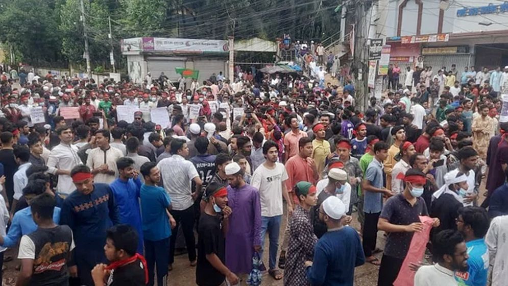 হবিগঞ্জে পুলিশ-বিক্ষোভকারীদের সংঘর্ষ, নিহত ১