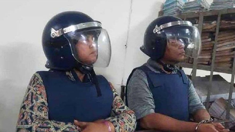 আদালতেও প্রশ্ন ছুড়ে দিলেন ফারজানা রুপা