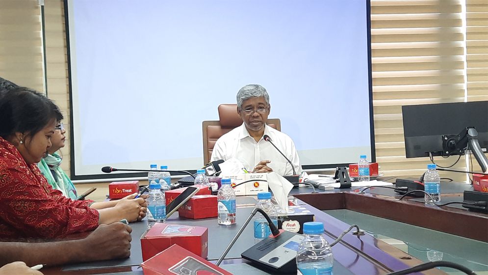 সুশাসন নিশ্চিতে কঠোরতার ইঙ্গিত এনবিআর চেয়ারম্যানের