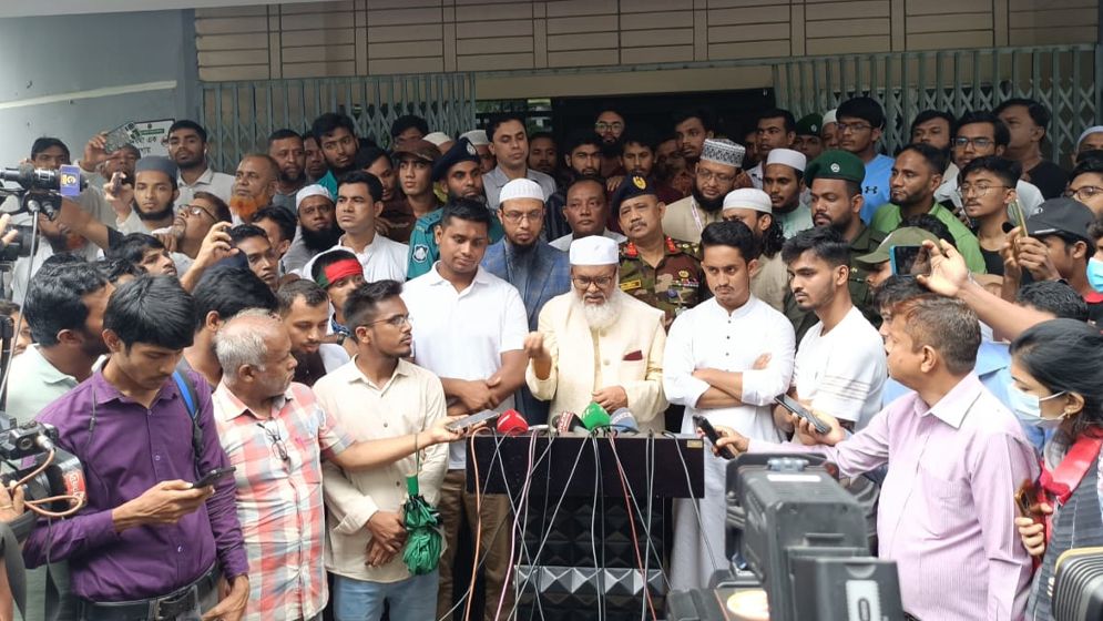বৈষম্যবিরোধী ছাত্র আন্দোলনে হতাহতদের পাশে আছে গোটা জাতি