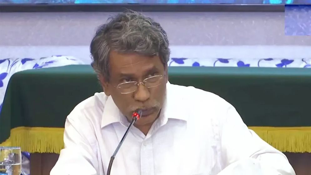 সংবিধান পুনর্লিখন ছাড়া কোনো উপায় নেই