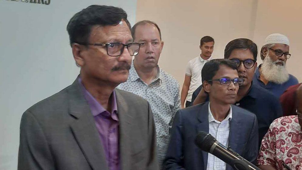 ভারতে বসে শেখ হাসিনার বিবৃতি, ভারতীয় হাইকমিশনারকে কঠোর বার্তা পররাষ্ট্র উপদেষ্টার