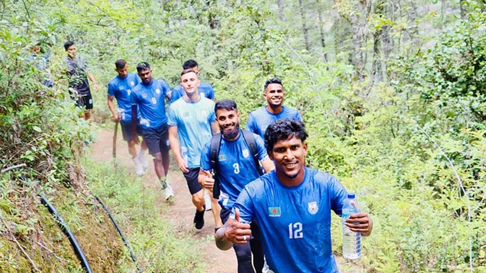 ভুটানে বাংলাদেশের ফুটবলারদের অন্য রকম অভিজ্ঞতা