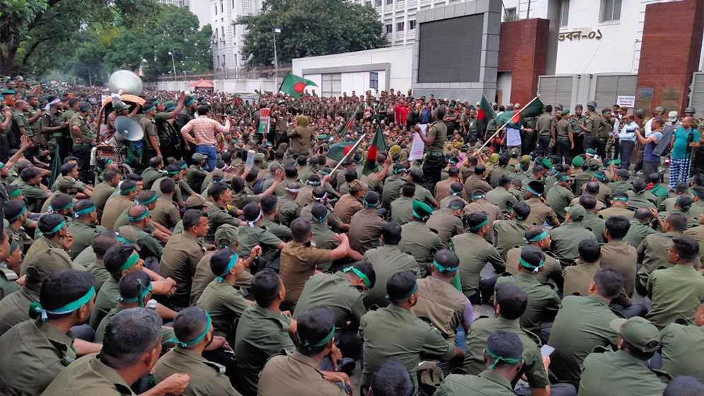৪ হাজার ১১৪ আনসার সদস্যের বিরুদ্ধে মামলা