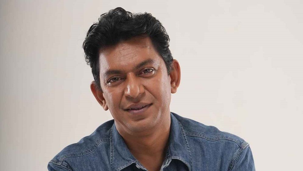 কটাক্ষের শিকার চঞ্চল