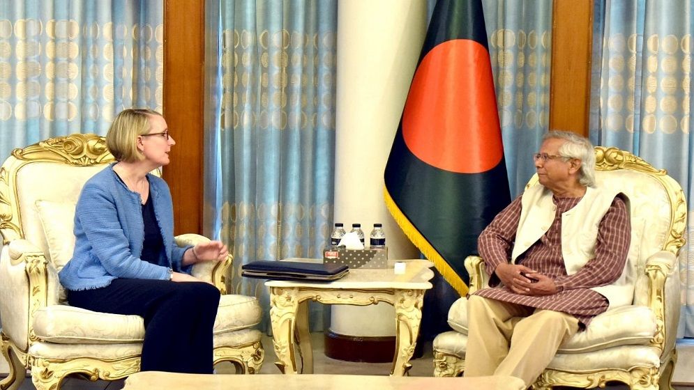 পাচার হওয়া অর্থ ফেরাতে ব্রিটিশ সরকারের সহযোগিতা চাইলেন ড. ইউনূস