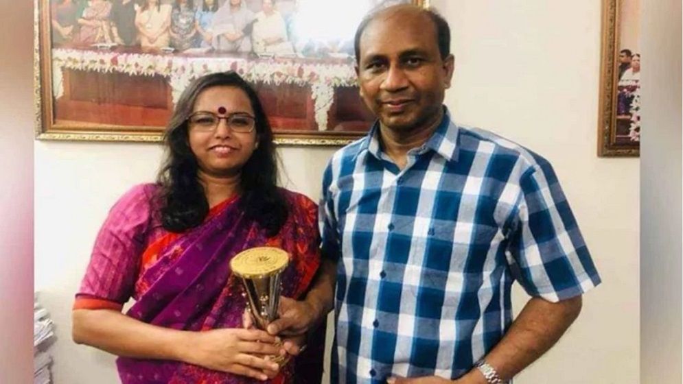 মনিরুলের স্ত্রী অতিরিক্ত সচিব সায়লা ফারজানা ওএসডি