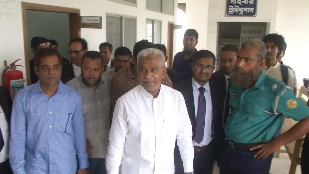 সাবেক প্রধানমন্ত্রীকে কটূক্তির মামলায় খালাস পেলেন বিএনপি নেতা আলাল