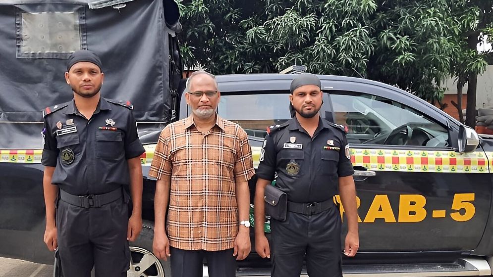 যে মামলায় গ্রেপ্তার সাবেক সংসদ সদস্য এনামুল হক