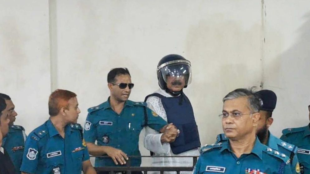রিমান্ড শেষে সাবেক মন্ত্রী শাজাহান খান কারাগারে 