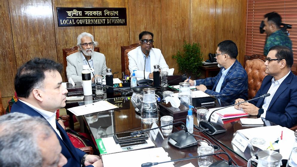 দেশে ডেঙ্গু পরিস্থিতি সহনীয় পর্যায়ে রয়েছে: স্থানীয় সরকার উপদেষ্টা