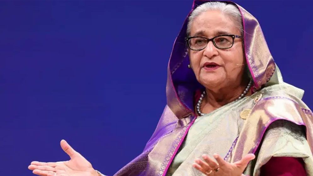 শেখ হাসিনার সঙ্গে আসামি হলেন ২৫ জন সাংবাদিকও