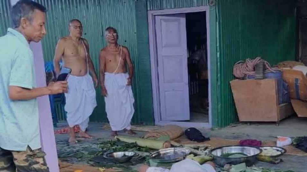 মনিপুরে সাবেক মুখ্যমন্ত্রীর বাড়িতে রকেট হামলা, নিহত ১
