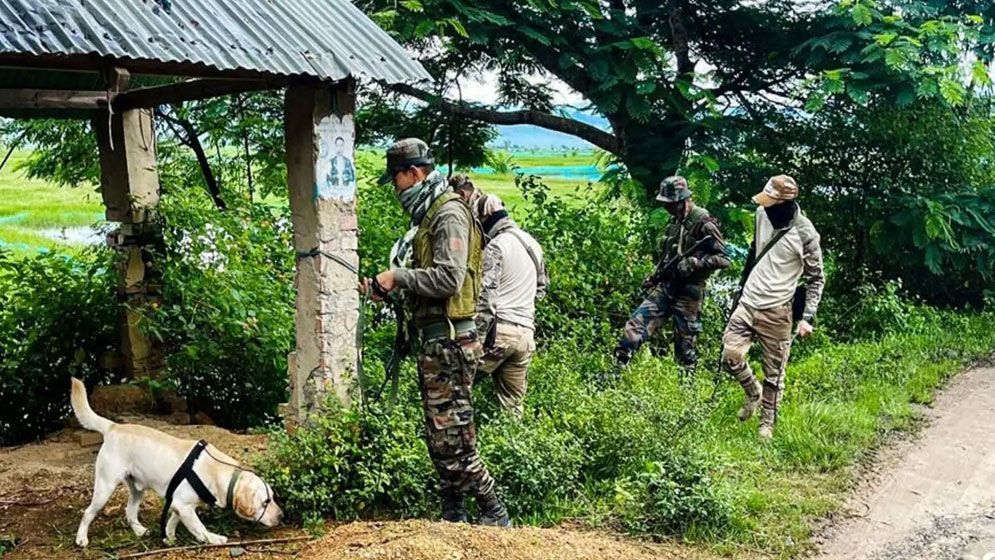 মিয়ানমারের ৯০০ যোদ্ধা মণিপুরে, যা আছে ভারতের গোয়েন্দা প্রতিবেদনে