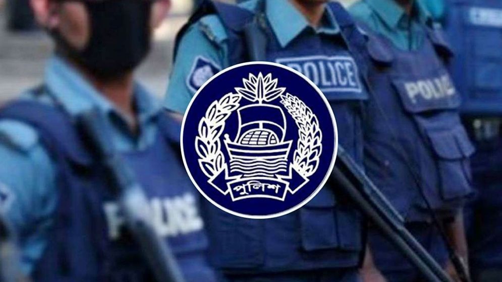 দুই পুলিশ সদস্য রিমান্ডে