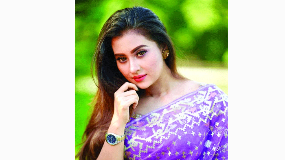 নারীপ্রধান গল্পে বুবলী