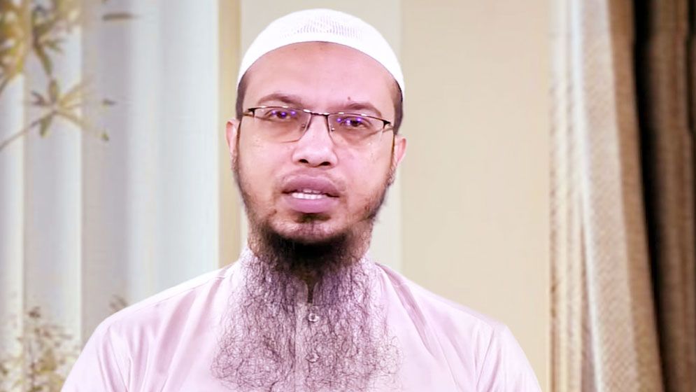 বন্যা তহবিলে আর টাকা পাঠাবেন না: শায়খ আহমাদুল্লাহ