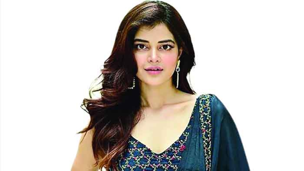 নতুন প্রেমে মধুমিতা