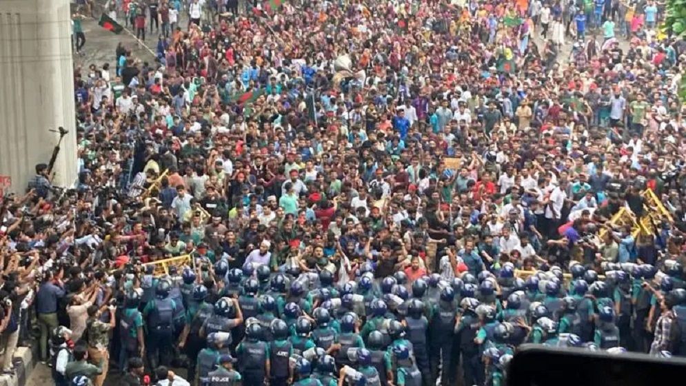 শাহবাগে না, সভা-সমাবেশ করতে হবে সোহরাওয়ার্দী উদ্যানে: অন্তর্বর্তী সরকার