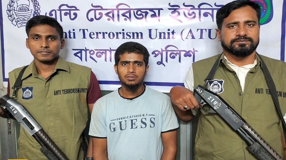কাশিমপুর কারাগার থেকে পালিয়ে যাওয়া মৃত্যুদণ্ডপ্রাপ্ত আসামি গ্রেপ্তার