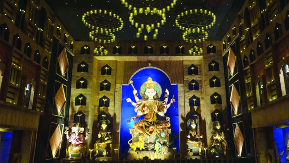 দুই তারকার প্রিয় ৫ পূজামণ্ডপ
