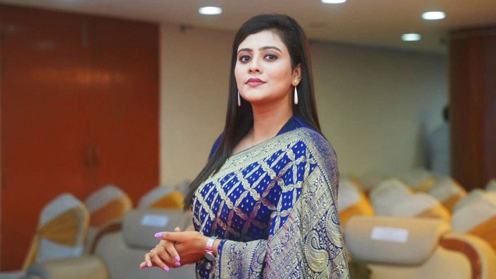 উপস্থাপিকা দীপ্তি চৌধুরী ফেল করেছেন বিষয়টি গুজব