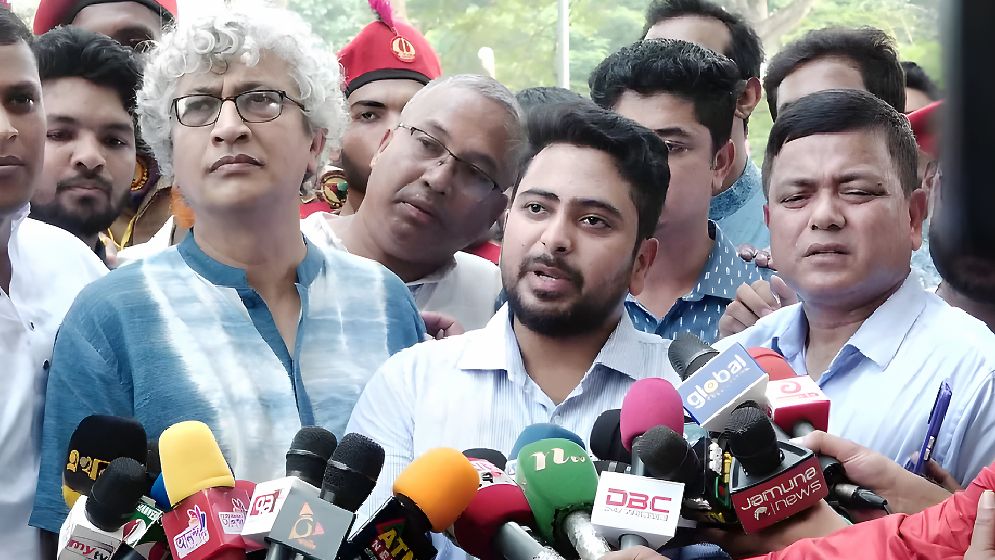 বাংলাদেশে উগ্রবাদ ছড়িয়ে ভারত নিজেদেরটা আড়াল করতে চায় : নাহিদ ইসলাম