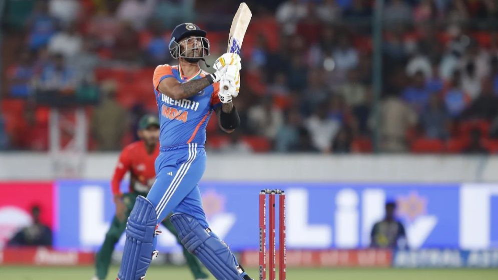 ২০ ওভারে ২৯৭! তবুও বিশ্বরেকর্ড ছোঁয়া হলো না ভারতের