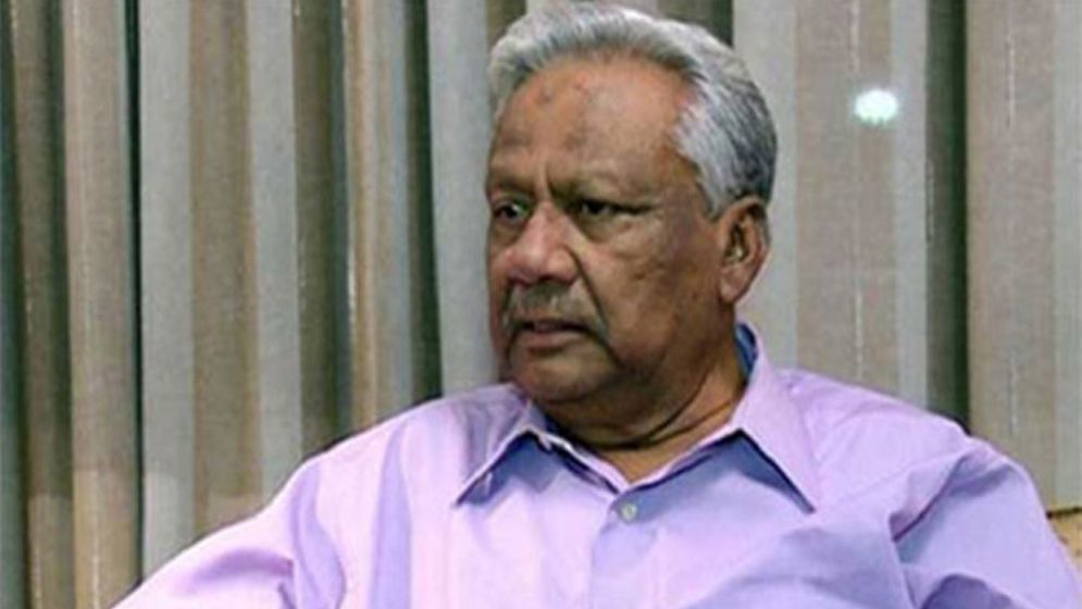 ৮ বছর পর দেশে ফিরলেন বিএনপি নেতা ও সাবেক শিক্ষামন্ত্রী ওসমান ফারুক
